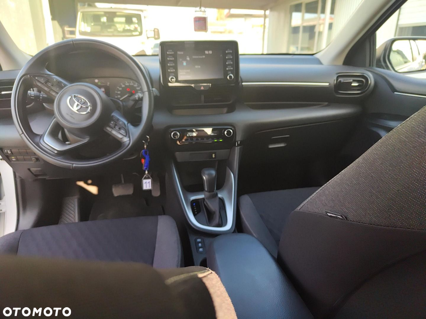 Toyota Yaris - 10