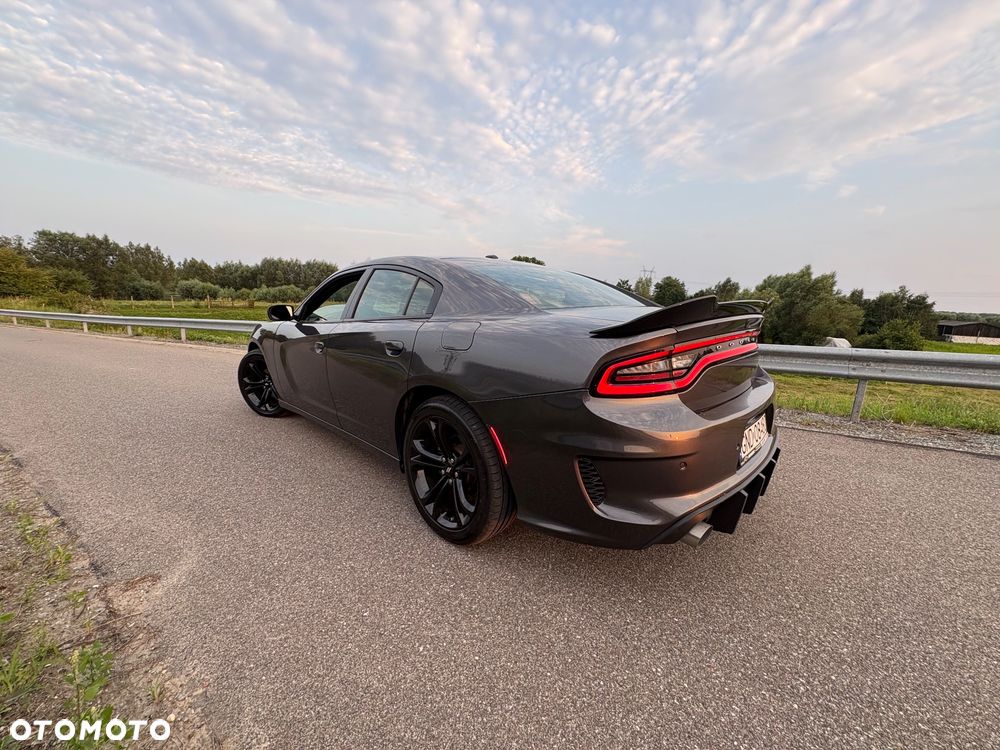 Dodge Charger - 5
