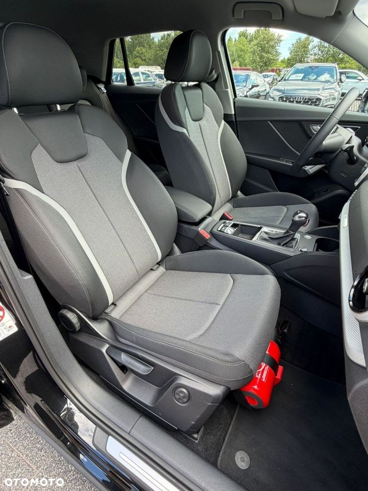 Audi Q2 - 24
