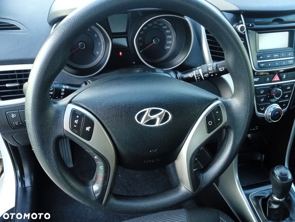 Hyundai i30 1.4 Classic - 9