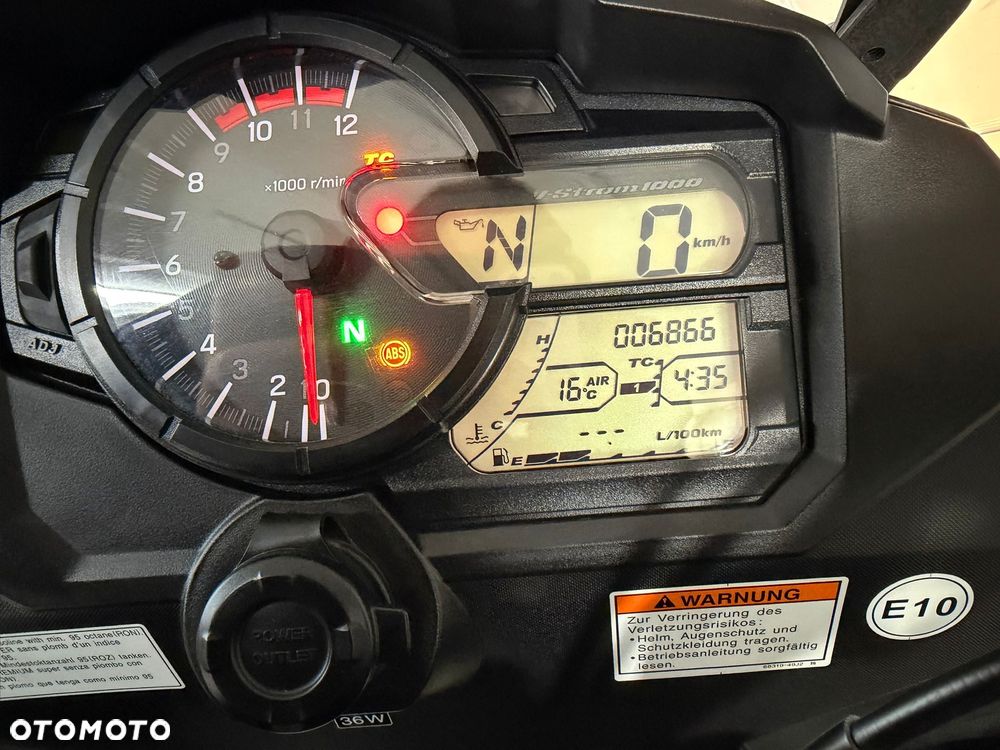 Suzuki V-STROM - 17
