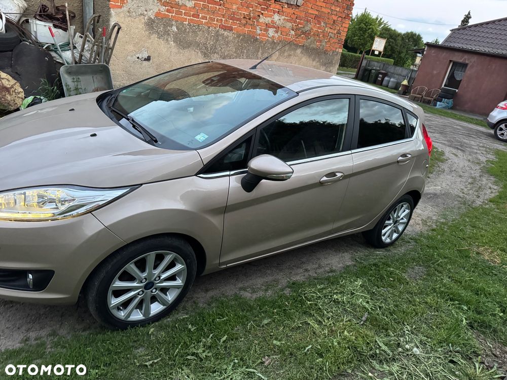 Ford Fiesta 1.0 EcoBoost S&S TITANIUM X - 6