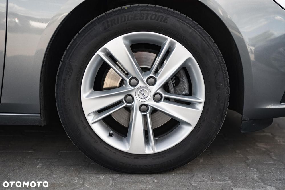 Opel Insignia - 40