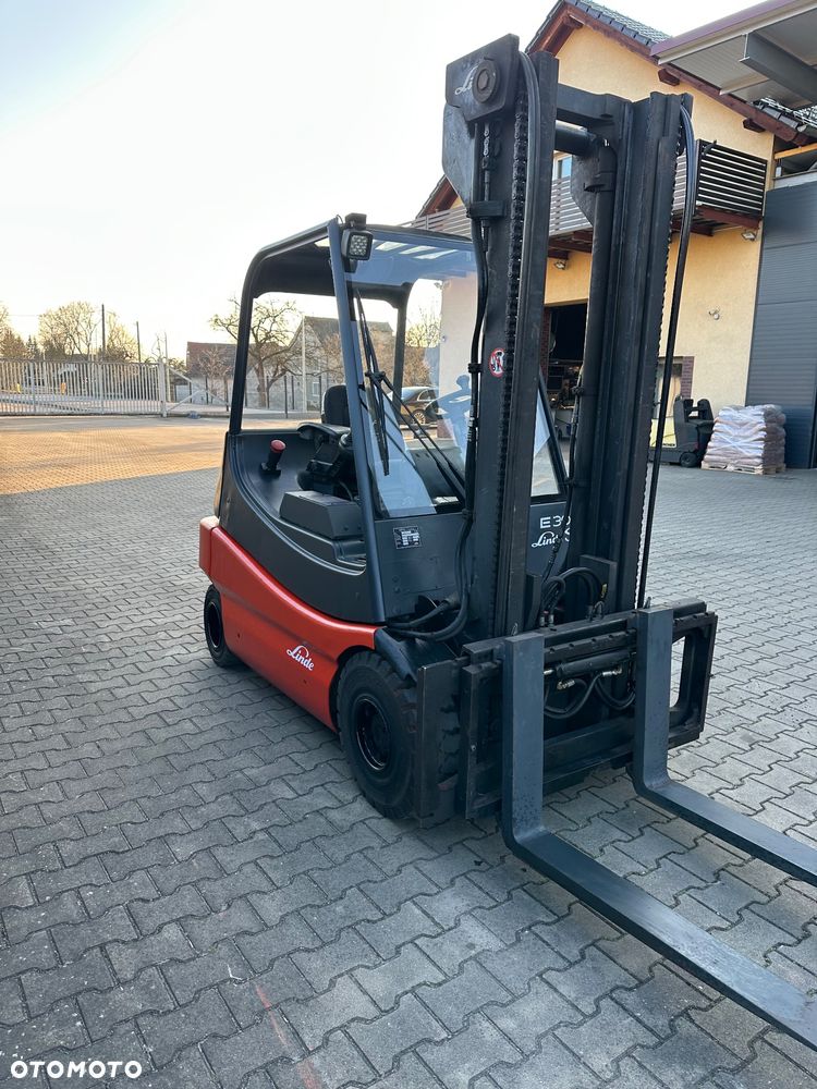 Linde E30 - 3