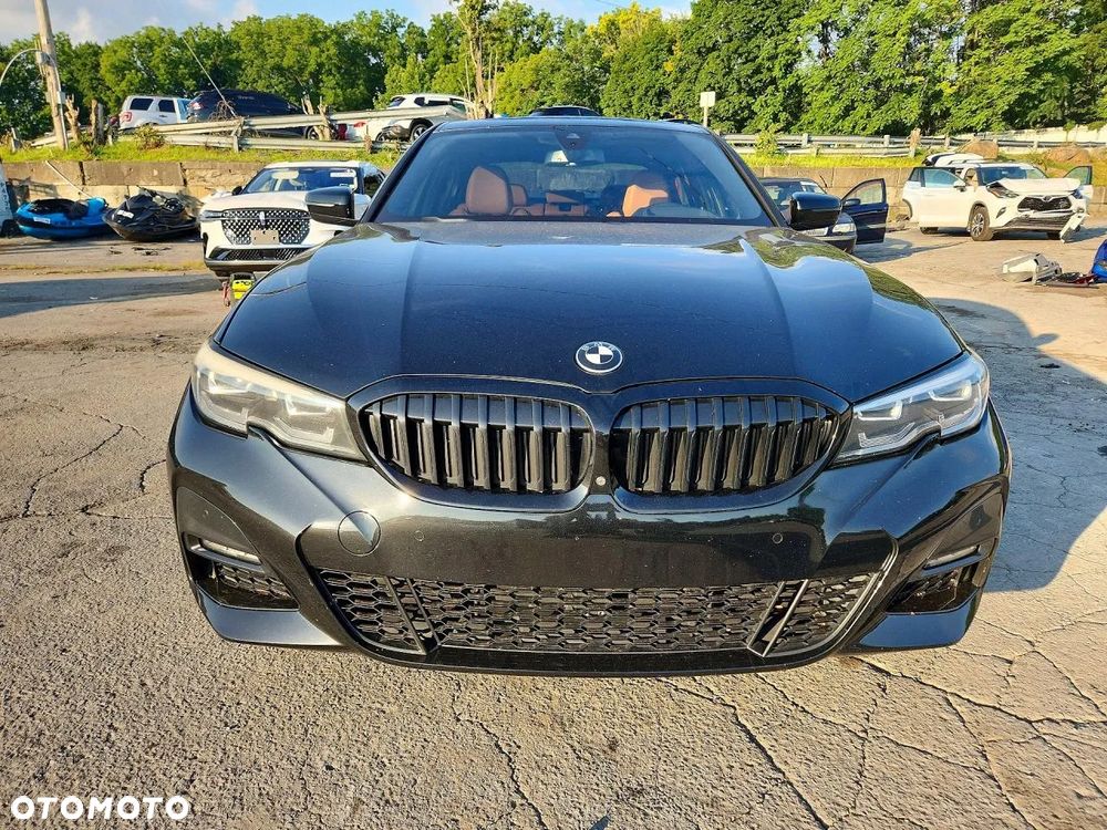 BMW Seria 3 330i xDrive M Sport - 5