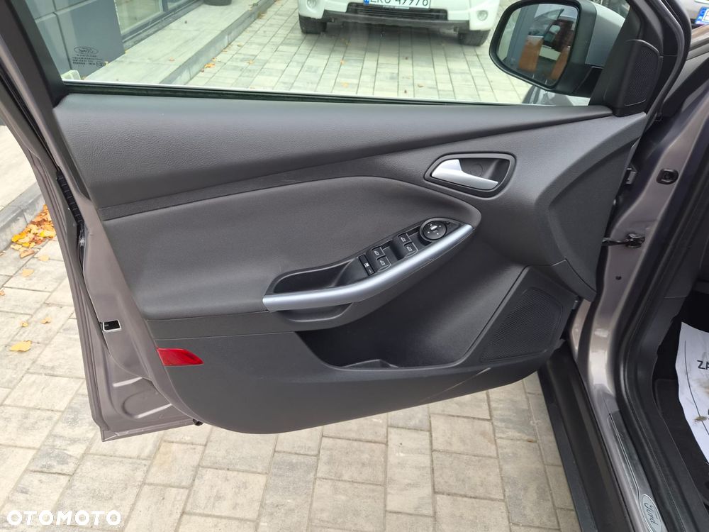 Ford Focus 1.6 TI-VCT Trend - 29