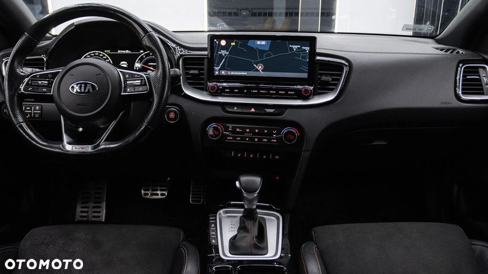 Kia ProCeed - 18