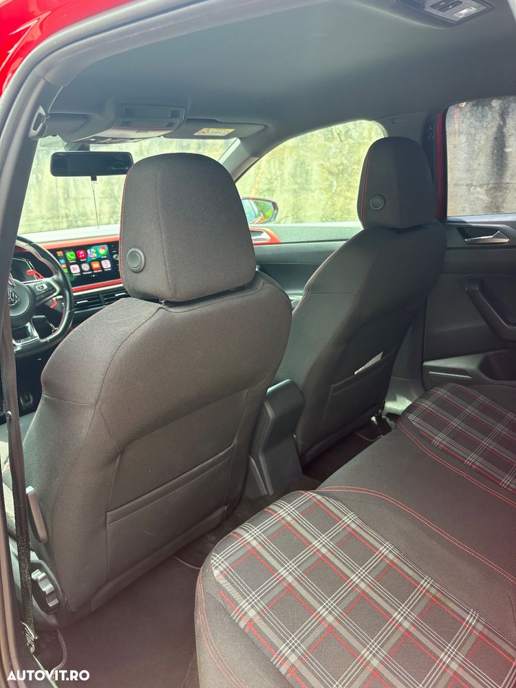 Volkswagen Polo 2.0 TSI DSG GTI - 10