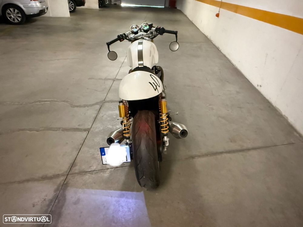 Triumph Thruxton R - 13
