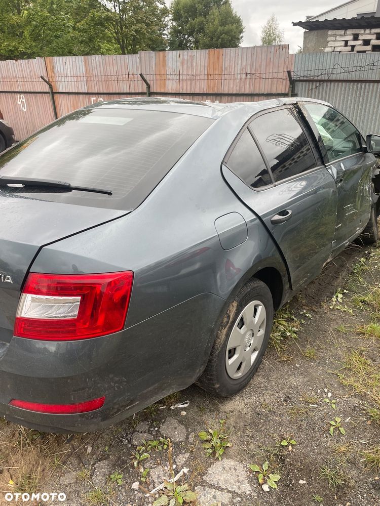 Skoda Octavia 1.6 TDI Active - 11