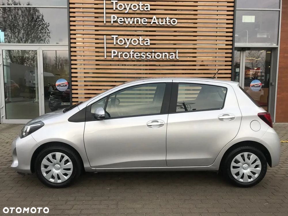 Toyota Yaris 1.0 Active EU6 - 4