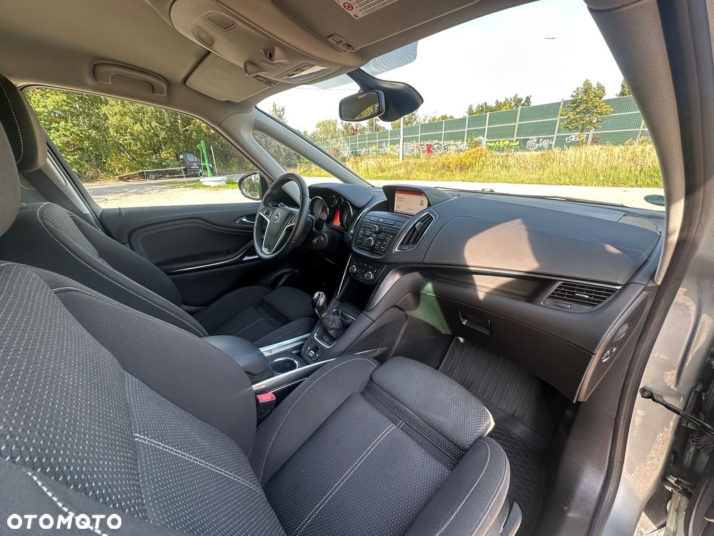 Opel Zafira Tourer 1.4 Turbo Innovation - 33