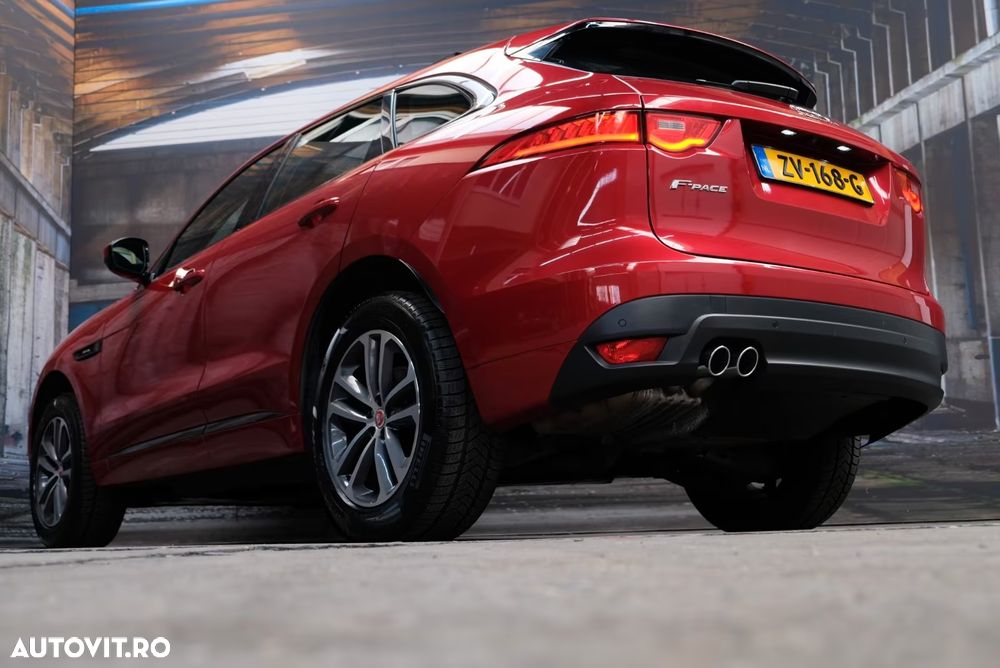 Jaguar F-Pace 20d AWD Aut. R-Sport - 13