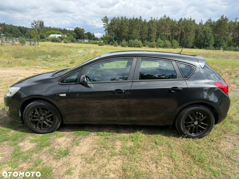 Opel Astra - 24