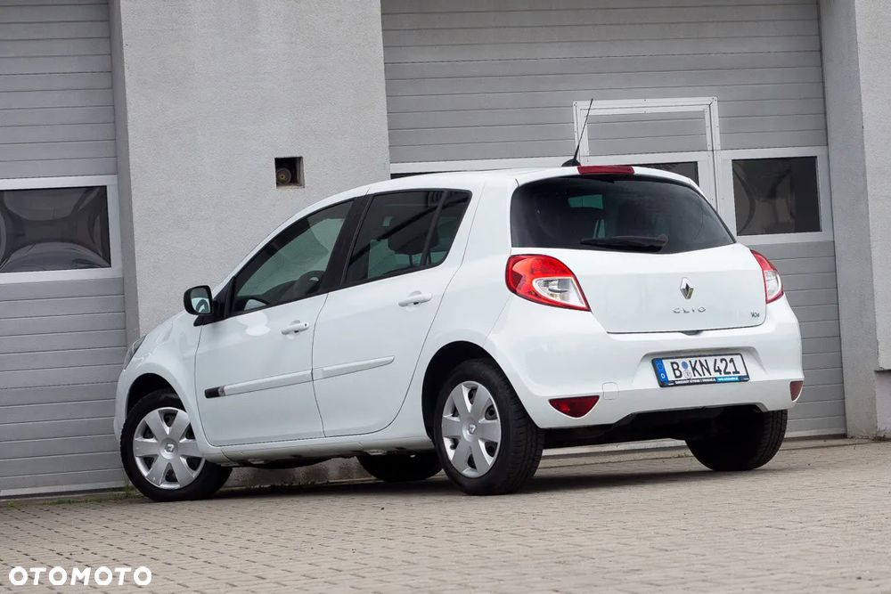 Renault Clio 1.2 16V TCE Night&Day - 10