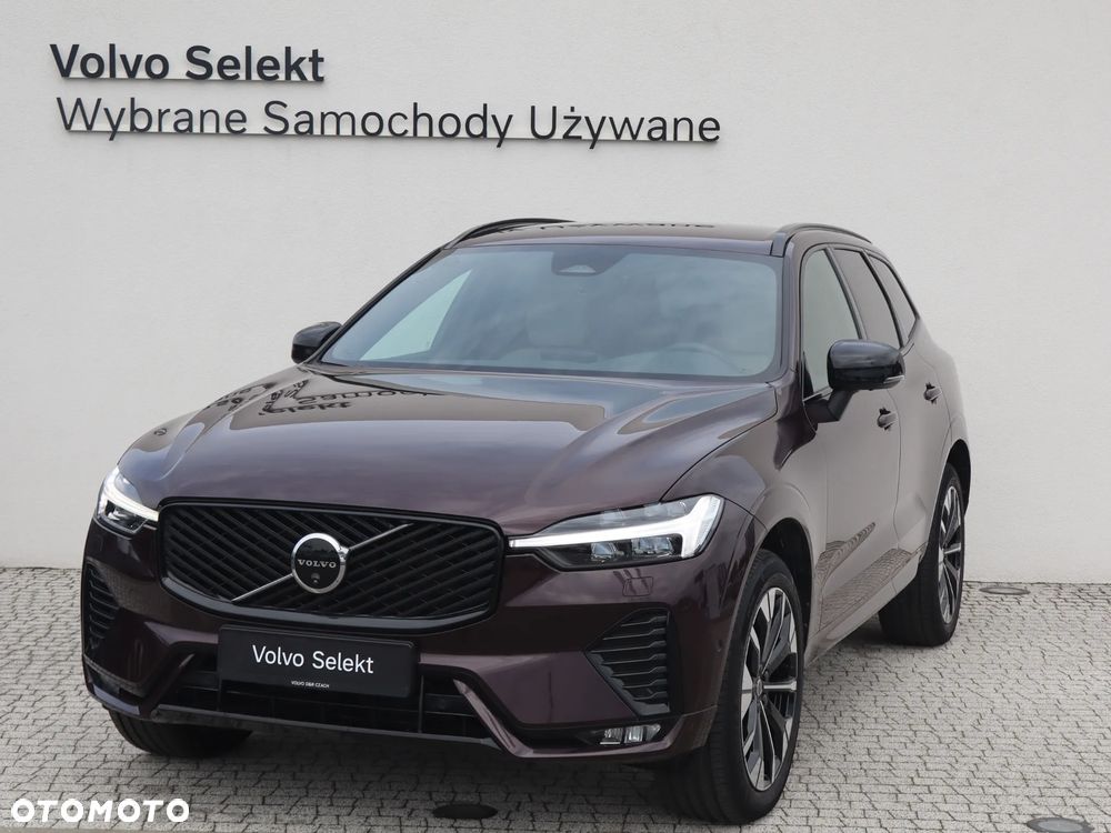 Volvo XC 60 B5 B AWD Plus Dark - 2
