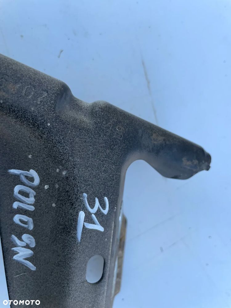 Wspornik mocowanie błotnika lewy prawy przód vw Polo 9N IV 6Q0821141 6Q0821142 - 4