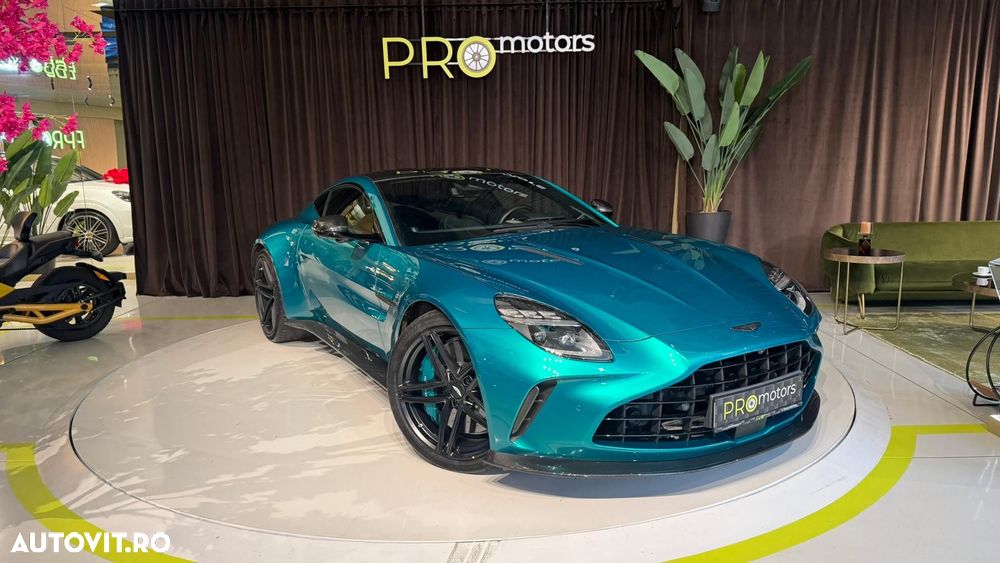 Aston Martin V8 Vantage - 1