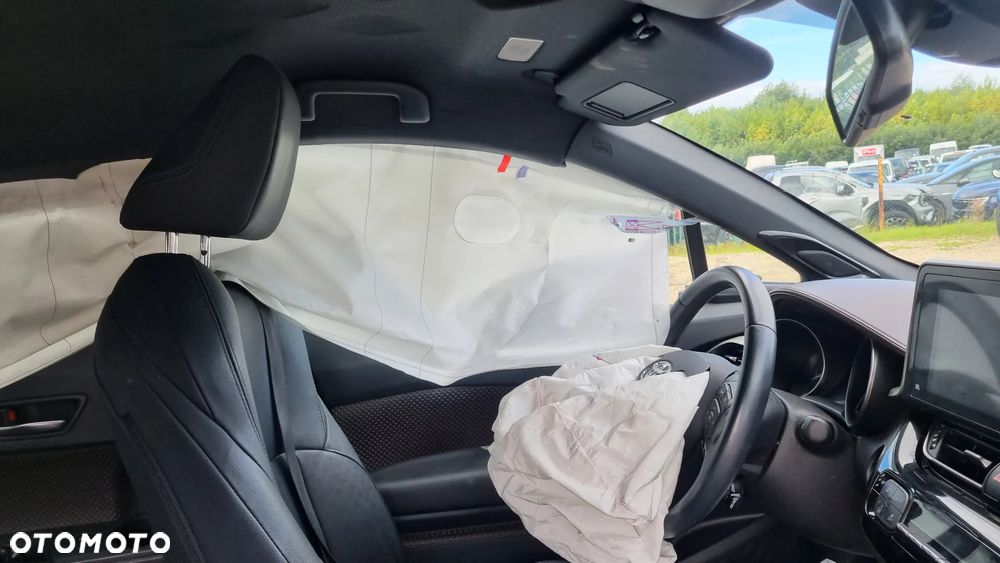 Toyota C-HR Style Selection - 28