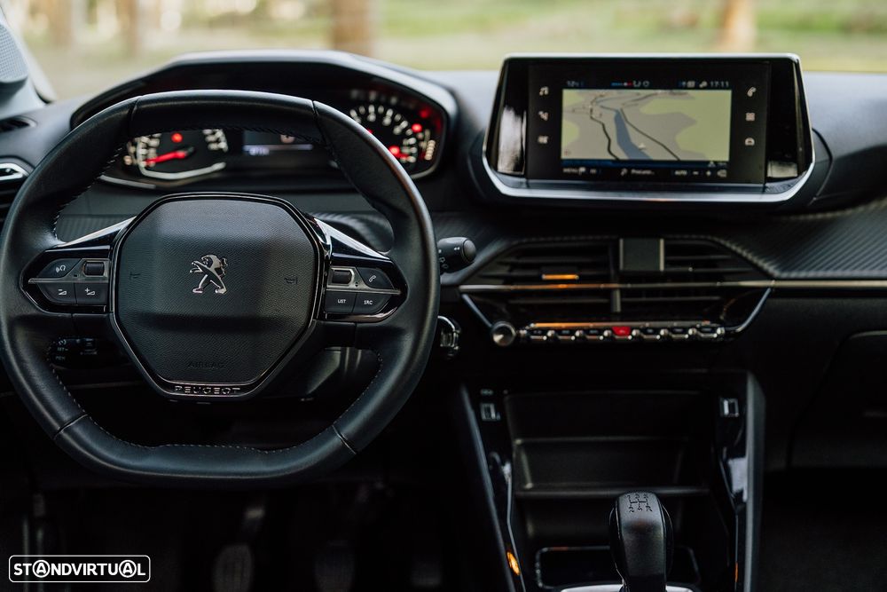 Peugeot 208 1.2 PureTech Active Pack - 11