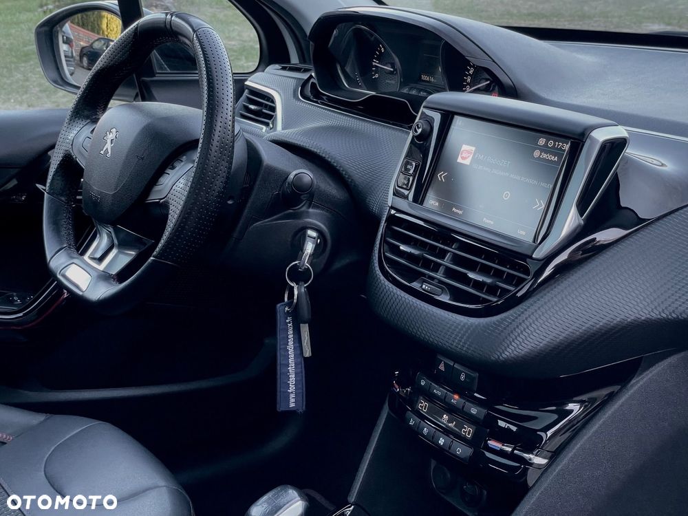 Peugeot 2008 PureTech 110 Stop&Start GT-Line Edition - 21