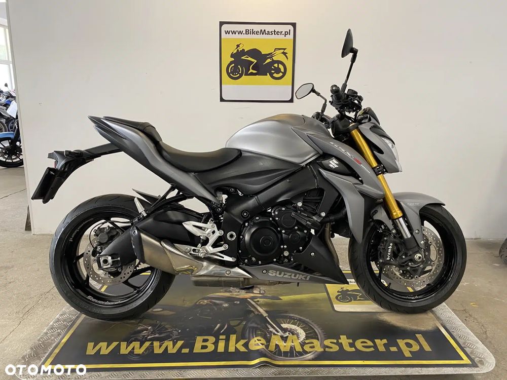 Suzuki GSX 1000 - 1