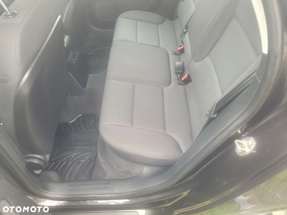 Audi A3 Sportback 1.4 TFSI Ambiente - 26
