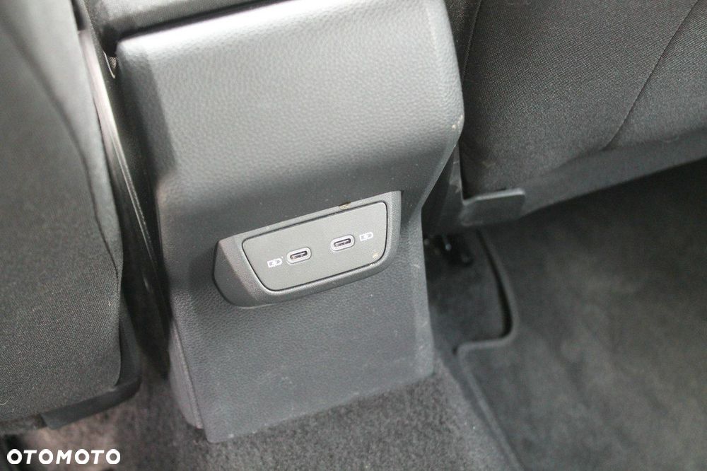 Volkswagen Polo - 12