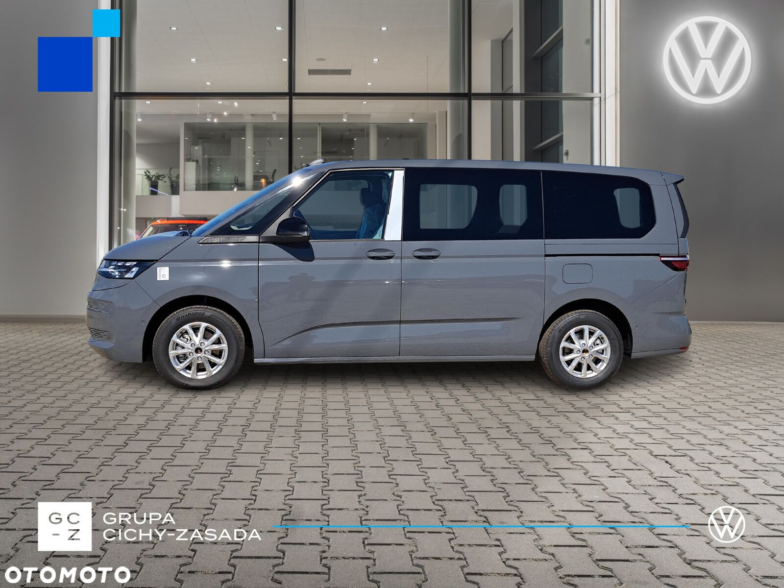 Volkswagen multivan Family L2 silnik: 2,0 l TDI SCR 150 KM / skrzynia biegów: 7-biegowa DSG rozstaw osi: 3124 mm - 2