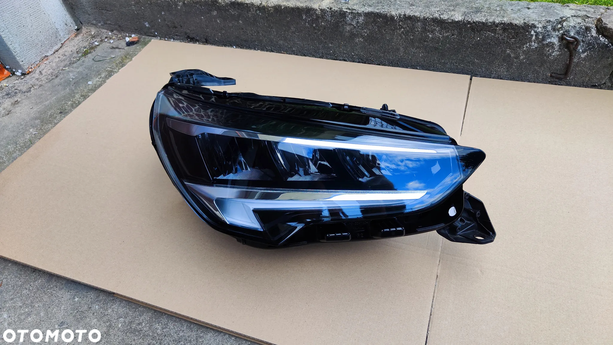 Opel Corsa F 19-23 Lampa Przód Prawa FULL LED Europa Oryginał Nieklejona - 2