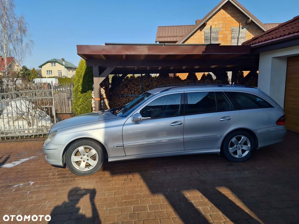 Mercedes-Benz Klasa E 320 CDI 4Matic Automatik Avantgarde DPF BusinessEDITION - 4