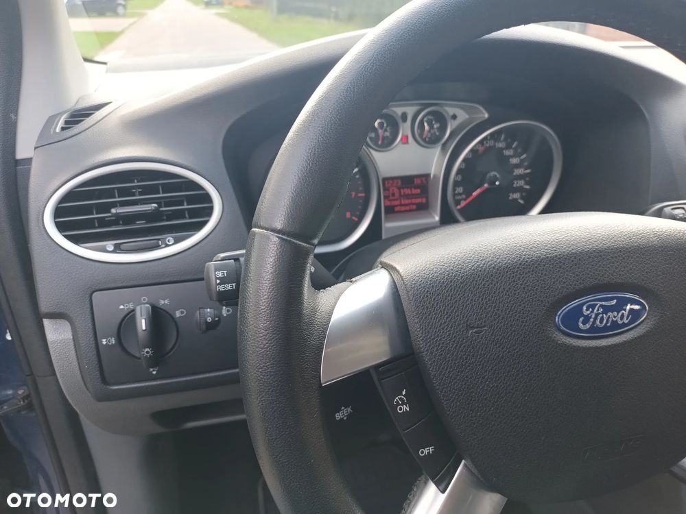 Ford Focus 1.6 Gold X - 25