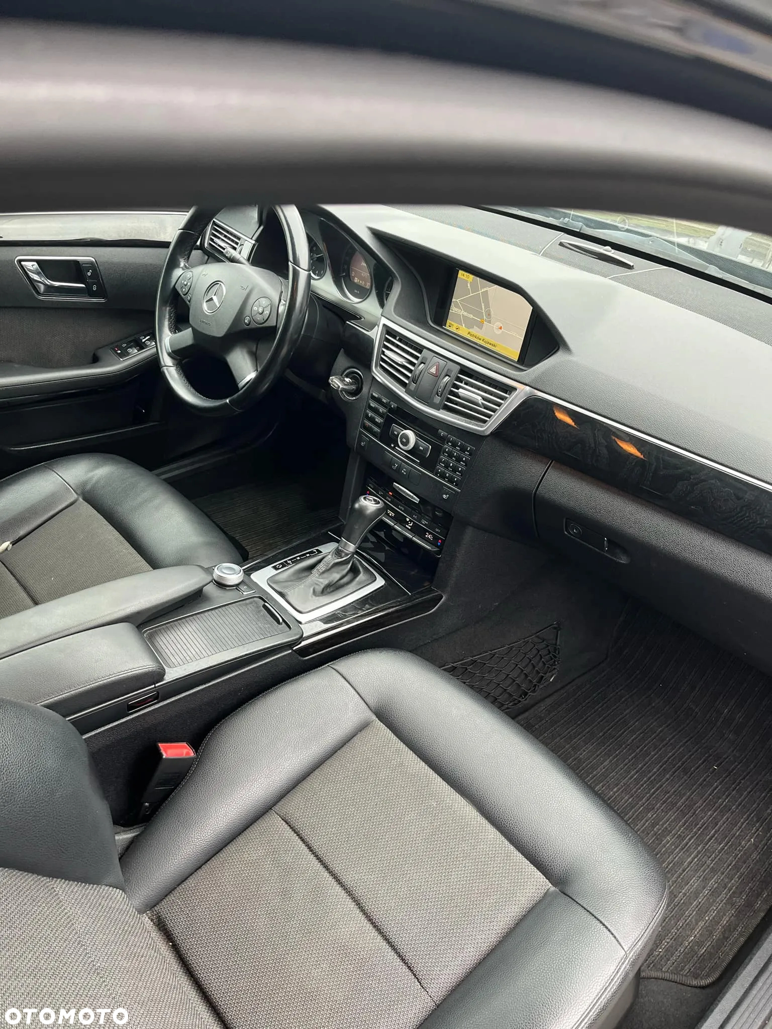 Mercedes-Benz Klasa E 220 T CDI DPF BlueEFFICIENCY Automatik Avantgarde - 21