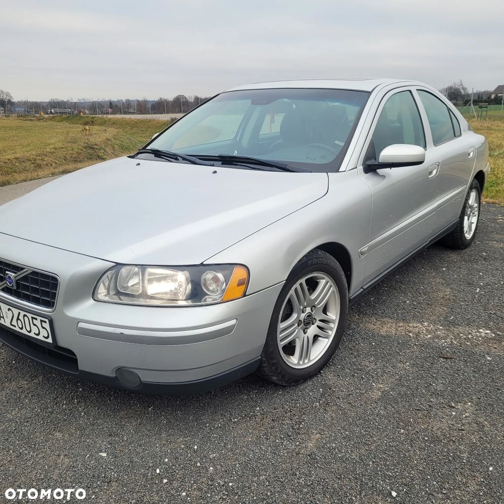 Volvo S60 2.4D Rubin - 1
