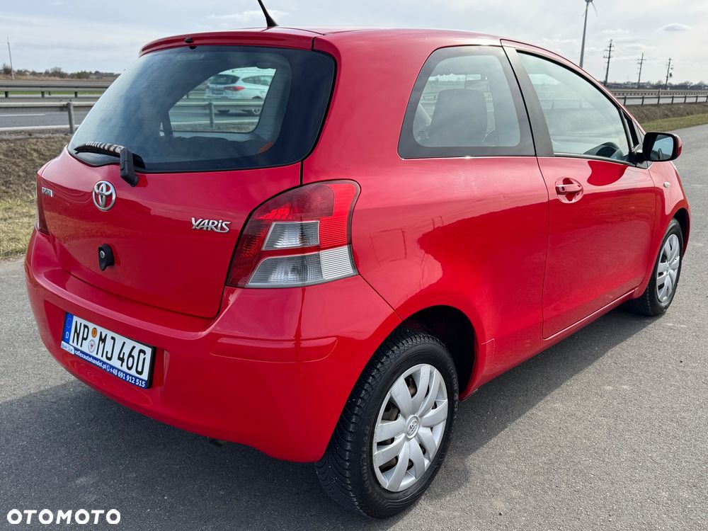 Toyota Yaris 1.0 Luna EU5 - 16