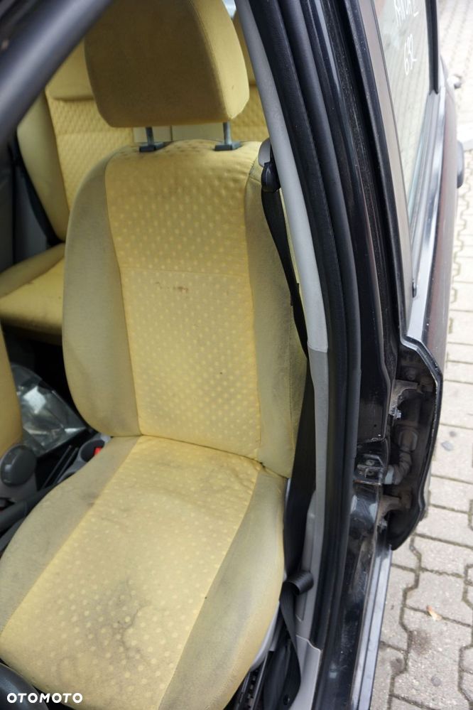 FOTEL PRZEDNI LEWY PANDA II  FIAT 2003-2012 - 1