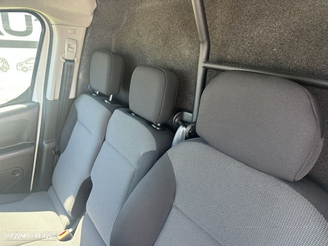 Citroën BERLINGO 3 LUGARES C/GPS 100CV - 14
