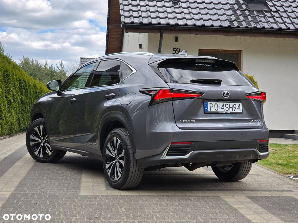 Lexus NX 300h Prestige AWD - 11