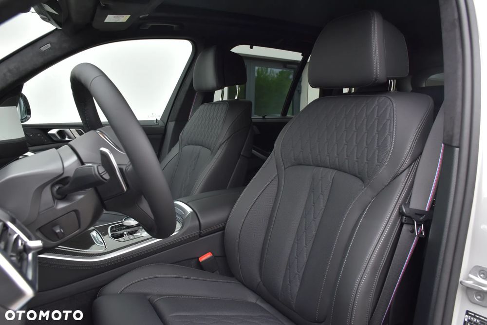 BMW X5 xDrive30d mHEV Individual Edition sport - 17