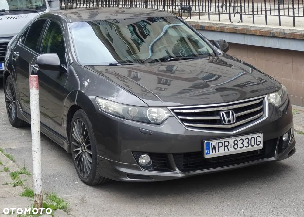 Honda Accord - 2