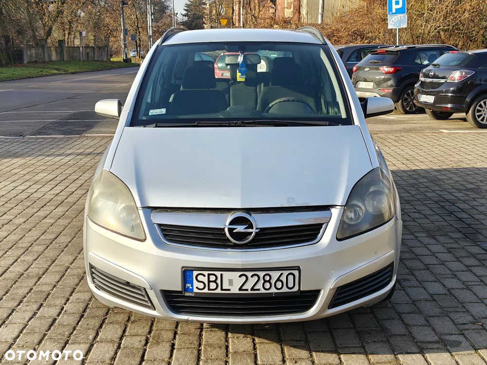 Opel Zafira 1.9 CDTI - 17