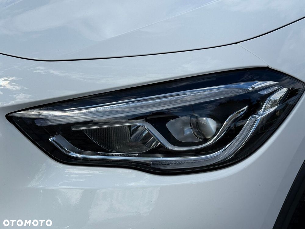 Mercedes-Benz GLA 200 Progressive - 10