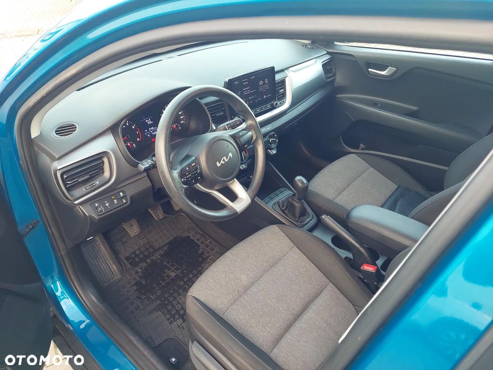 Kia Stonic 1.0 T-GDI L Business Line - 10