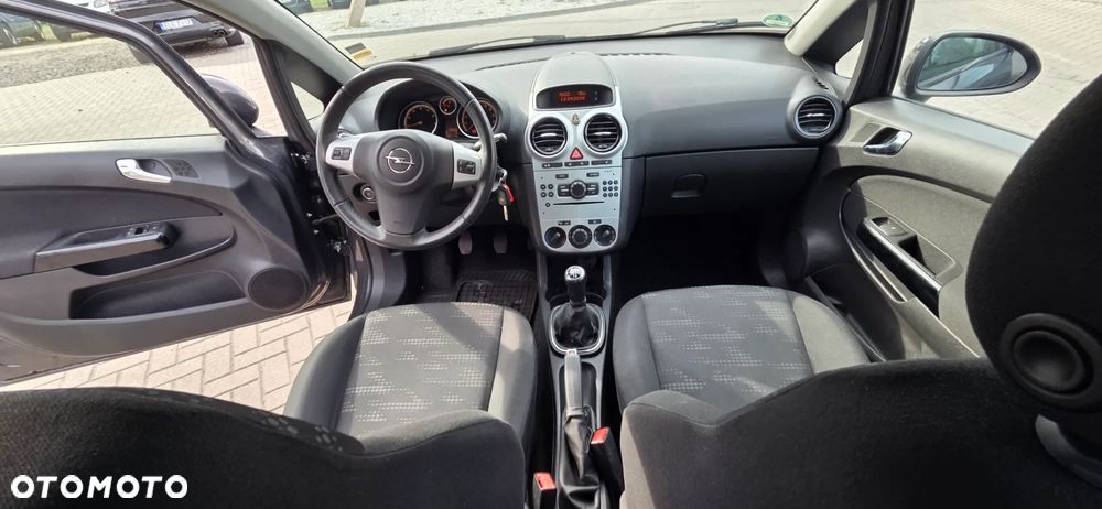 Opel Corsa 1.4 (ecoFLEX) Start/Stop Innovation - 33