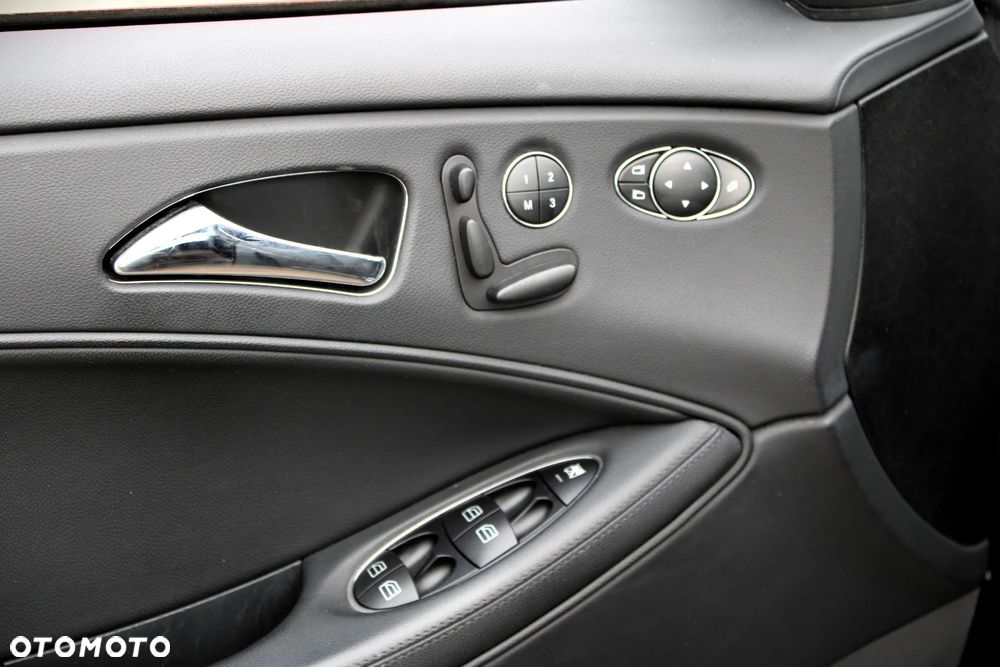 Mercedes-Benz CLS 500 - 22