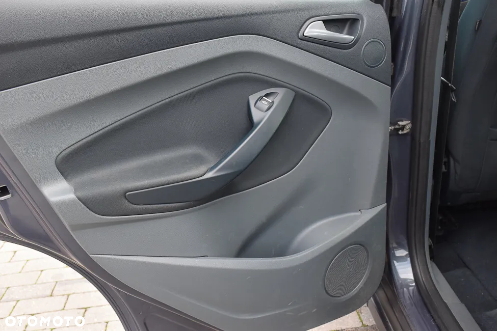 Ford C-MAX 2.0 TDCi Titanium - 32
