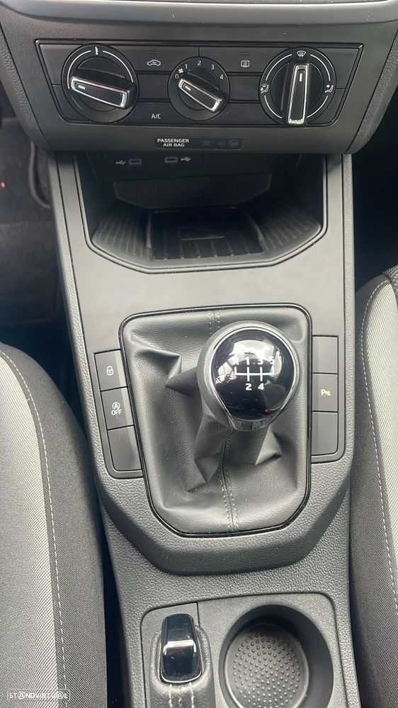 SEAT Ibiza 1.0 TSI S&S Style - 25