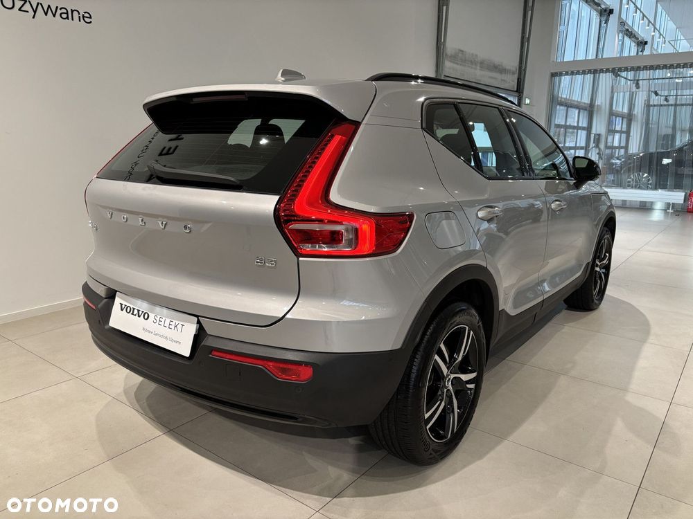 Volvo XC 40 - 4
