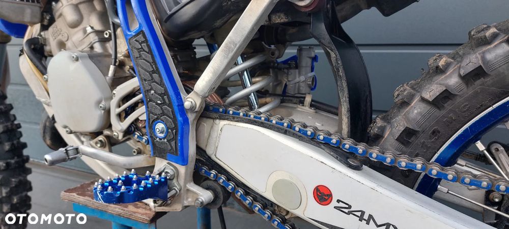 Yamaha YZ - 16