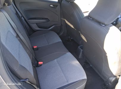 Renault Clio 1.0 TCe Techno Bi-Fuel - 7